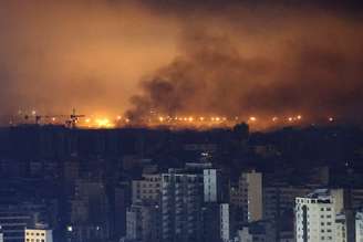 Ataque israelense atinge proximidades de perímetro do aeroporto de Beirute