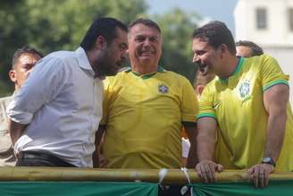 Cláudio Castro, Jair Bolsonaro e Alexandre Ramagem em evento de campanha no primeiro turno