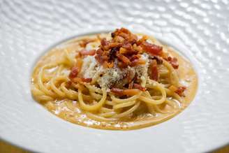 Espaguete à carbonara tradicional