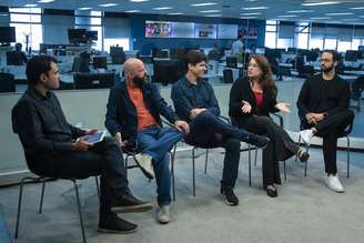 Estadão promove ciclo de debates Reconstrução da Educação; da esquerda para a direita o editor Victor Vieira, Elzo Brito, Eduardo Zanini, Priscila Gonsales e Guilherme de Souza Dias.