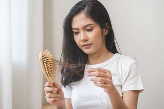 A queda de cabelo é um problema para muitas pessoas