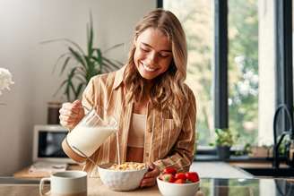 O leite é uma excelente fonte de nutrientes essenciais para a saúde