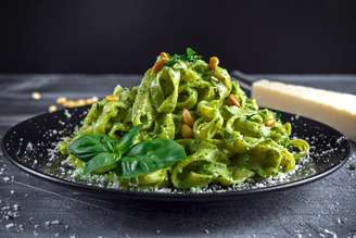 Talharim ao pesto