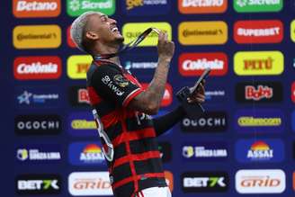 Wesley conquista seu primeiro título como protagonista do Flamengo 