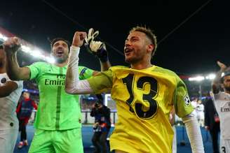 Neymar e Buffon.