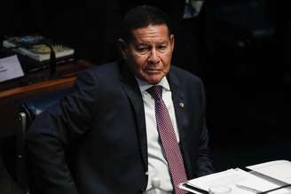 Senador Hamilton Mourão (Republicanos-RS) criticou a Polícia Federal e minimizou investigação sobre suposta tentativa de golpe de Estado