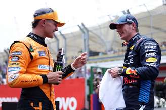 Norris e Verstappen: largam juntos em Las Vegas, mas estrategias diferentes