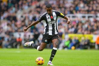 Alexander Isak (Newcastle) durante jogo contra o Arsenal, no dia 02.11.2024