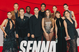 Elenco da série Senna em premiere Reprodução/Netflix