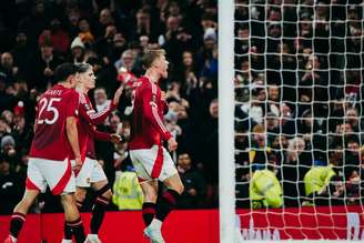 Rasmus Højlund comemorando o gol do Manchester United. 