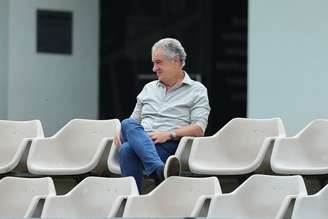 Diretoria do Atlético-MG em treino no CT. 