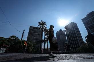 Calor deve voltar a São Paulo a partir da tarde desta quinta-feira, 5, após passagem de frente fria.