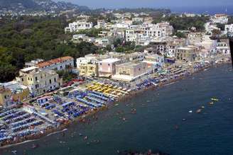 Vista da ilha de Ischia, no sul da Itália