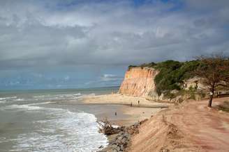 Praia da Viçosa, em Prado 