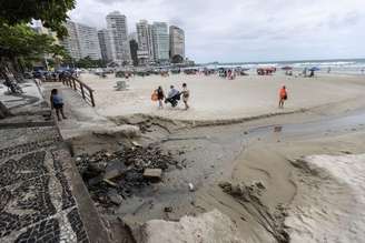 No Guarujá, surto de virose assustou turistas no início do ano