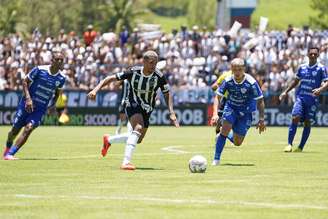 Atlético empata com Aymorés na estreia do Campeonato Mineiro.