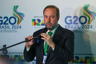 O ministro de Minas e Energia, Alexandre Silveira, tem o cargo cobiçado por integrantes do PSD