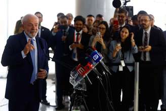 Lula afirmou que governo não fará nada que possa 'significar surgimento do mercado paralelo'