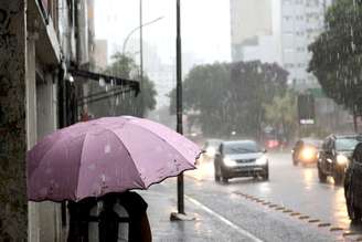 Chuva forte na Rua da Consolação, no centro de São Paulo, no último domingo, 26