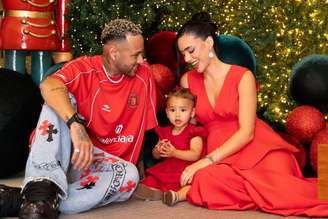 Neymar e Bruna Biancardi anunciaram segunda gravidez no Natal