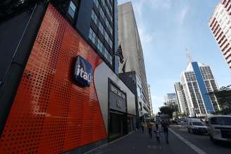 Os picos de reclamações de clientes do Itaú começaram a ser registrados por volta de 10h