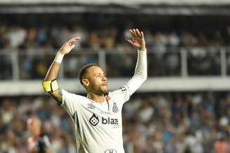 Neymar reestreia no Santos