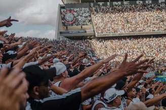 Corinthians acumula sete vitórias, um empate e uma derrota 