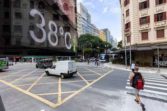 Nesta terça-feira, 11, termômetros chegaram a 38 ºC na capital paulista