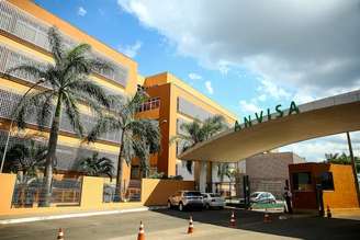 Operação de fiscalização de clínicas de estética foi iniciada pela Anvisa na última terça-feira