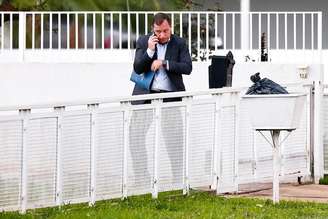 Ex-ajudante de ordens do ex-presidente Jair Bolsonaro, o tenente-coronel Mauro Cid chega na sua casa no setor militar urbano após prestar depoimento no Supremo Tribunal Federal (STF).