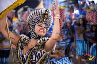 Pavilhão 9, campeão do Especial de Blocos em 2024. Desfile de blocos é parte da festa organizada pela UESP.