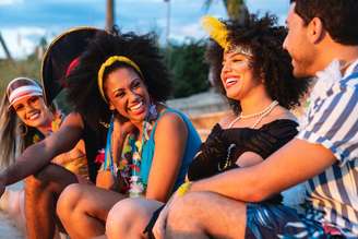 O Carnaval 2025 deve receber milhares de turistas estrangeiros