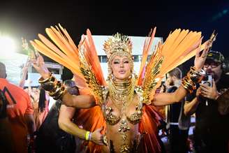 Sabrina Sato é rainha de bateria da Gaviões da Fiel