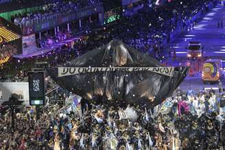 Beija-Flor de Nilópolis do Grupo Especial do carnaval do Rio de Janeiro desfilou nesta Segunda Feira, dia (03) , com o grupo das escolas de samba que disputam o titulo de campeã carnaval de 2025.