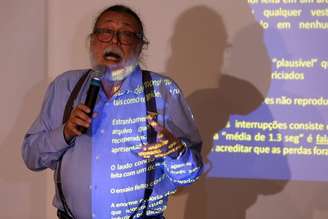 O perito forense Ricardo Molina foi parar na delegacia após brigar com a mulher e colocar foto em pertences, na residência do casal, em Campinas, interior de São Paulo.