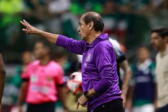 Ramón Díaz reforça desempenho tático do Corinthians em primeira final do Paulistão.