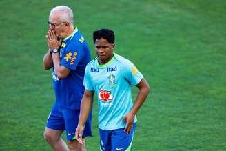 Endrick foi chamado por Dorival Júnior após corte de Neymar da seleção brasileira.