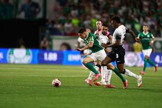 Emiliano Martínez (Palmeiras) e Félix Torres (Corinthians) estão com Uruguai e Equador, respectivamente, na Data Fifa.