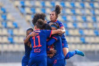 Jogadoras das Bragantinas. Yuri Leles, jogador do time sub-20 do Red Bull Bragantino. 