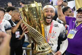 Memphis festeja título pelo Corinthians