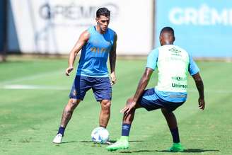 Grêmio inicia preparação para estreia na Sul-Americana 