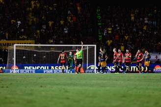 Sport e Retrô em ação. 