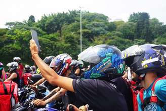 Paralisações de quem faz entregas para aplicativos mostra a exploração dos trabalhadores pelos algoritmos