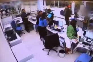 Segurança de banco atirou contra cliente após discussão