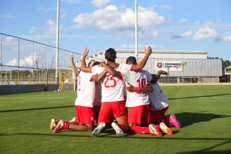 Jogadores do time sub-20 do Red Bull Bragantino. 