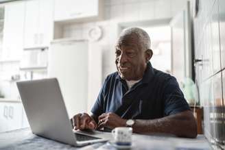 Inclusão digital vem com mais riscos para idosos