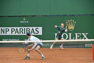 Rafael Matos de verde 