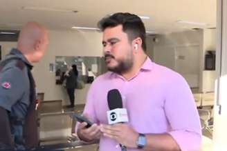 Repórter da Globo rebateu segurança que hospital que queria impedir sua entrada na unidade durante reportagem