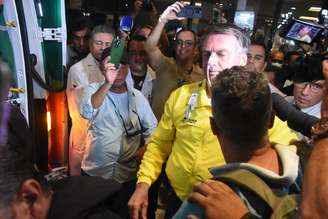 Jair Bolsonaro está internado em Brasília 