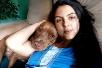 Stefane morreu após ser atacada pelo próprio cachorro, da raça pitbull